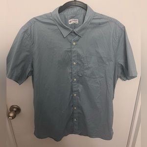 Gap navy blue short-sleeve button-down shirt